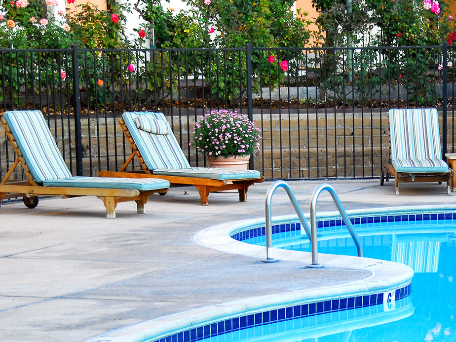 Commercial Aluminum pool fencing in Tewksbury Massachusetts