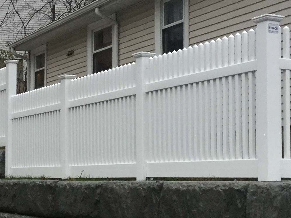 Tewksbury MA White Vinyl Picket Fence for Residential Properties