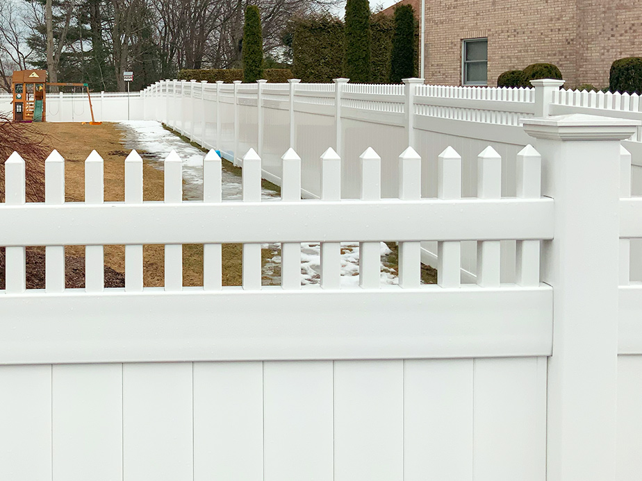 Andover Massachusetts residential and commercial fencing
