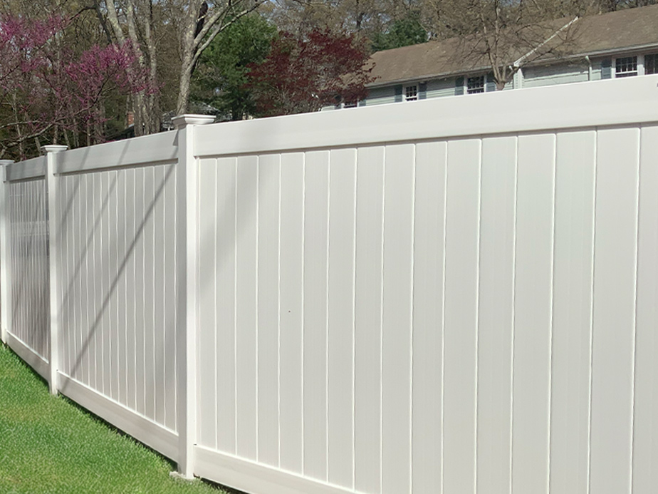 Privacy Fence Example in Tewksbury Massachusetts